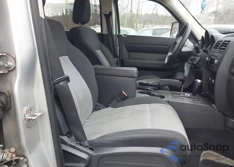 2007 Dodge Nitro Sxt z USA, uszkodzony, nr VIN 1D8GT28K57W724282